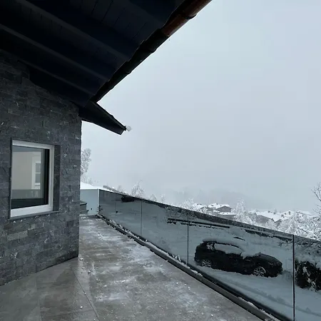 Mountain Alpendorf Apartment